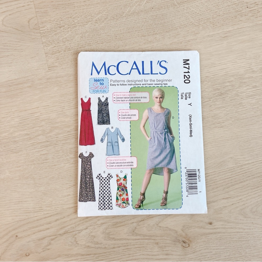 McCALL'S Dress Sewing Pattern - M7120